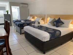1 Queen & 2 Twin (Single) Beds (Additional Trundle Bed Available On Request)